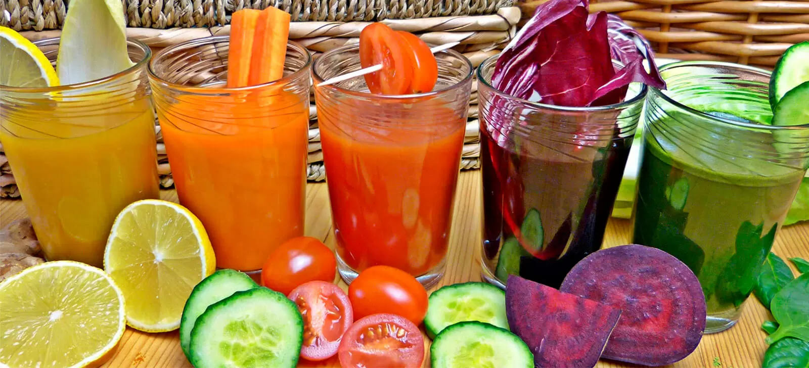 Os 10 Melhores Ingredientes Detox Naturais e Como Usá-los para Turbinar Sua Saúde e Emagrecimento