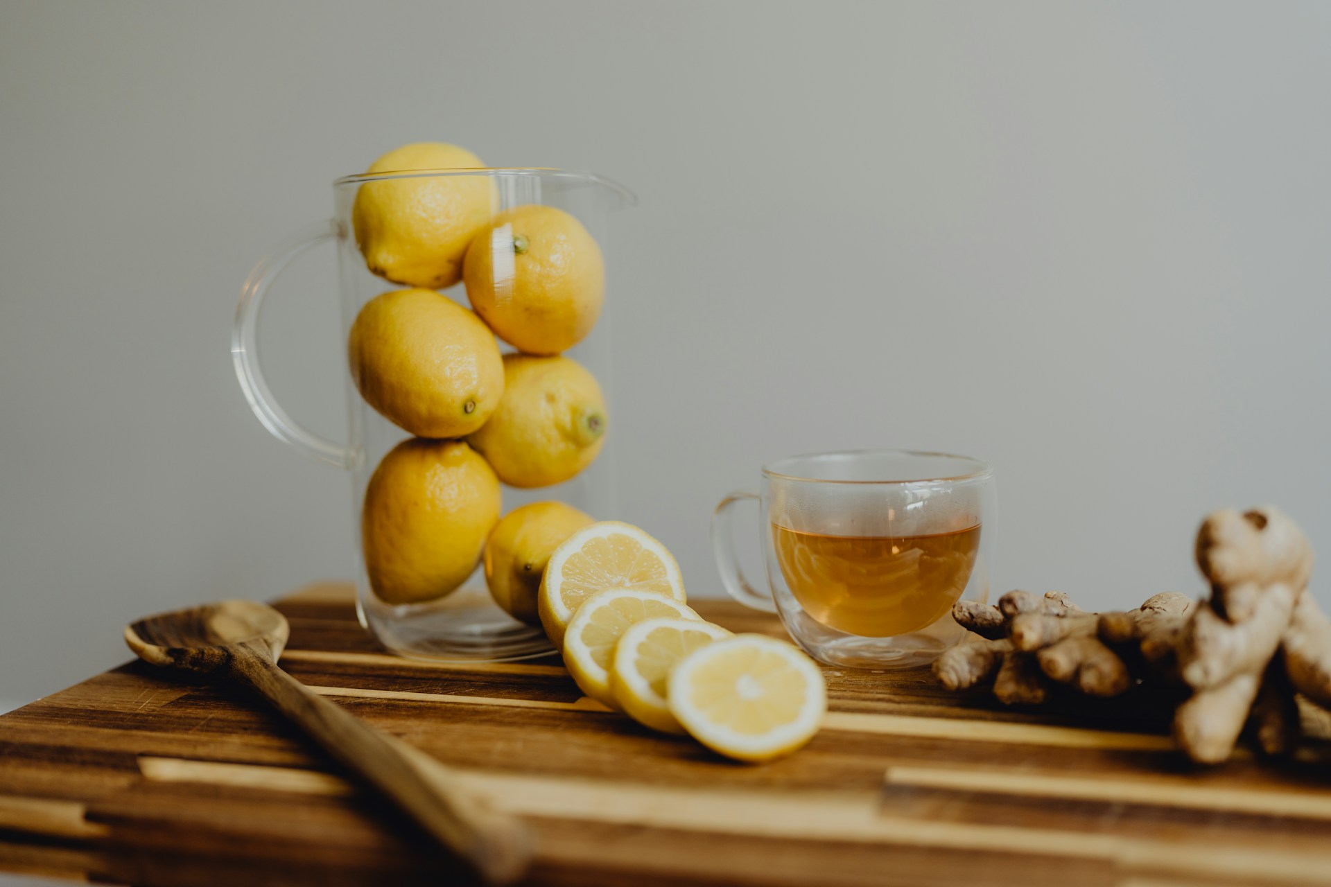 Chá Detox: 9 Receitas Poderosas e Fáceis com Gengibre, Limão e Mais!