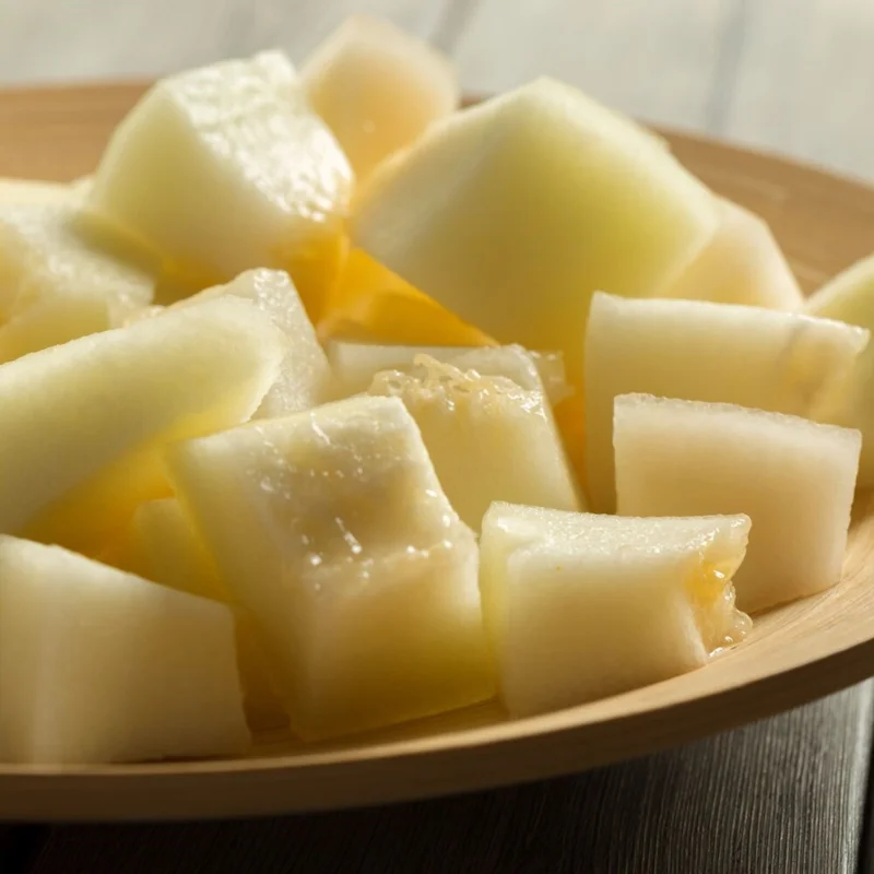 cubos pequenos de melão